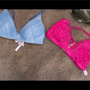 2 Victoria’s Secret bralettes